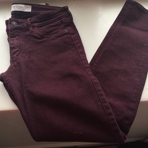 Abercrombie & Fitch burgundy skinny jeans - Size 0