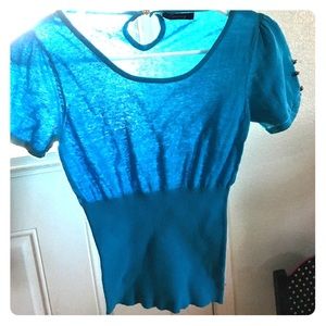 Baby blue top
