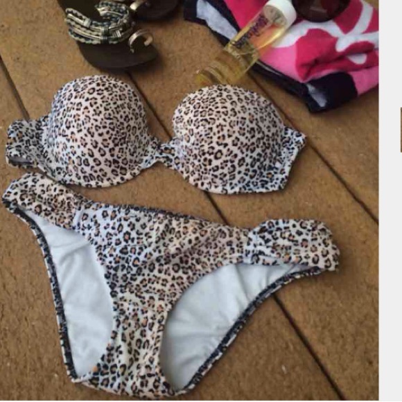 Victoria's Secret Other - NWOT VS bikini