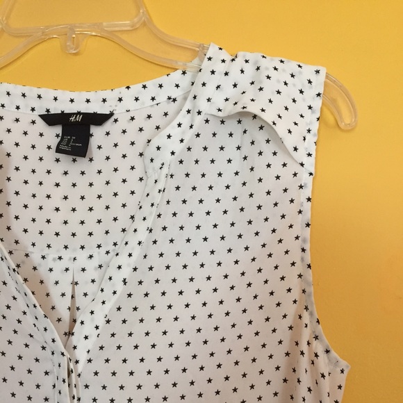 H&M sleeveless blouse
