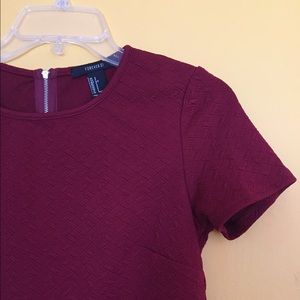 FOREVER 21 burgundy zip back crop top