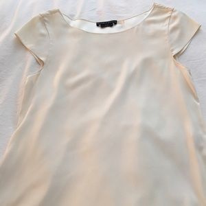 Alice and Olivia cream short sleeve blouse