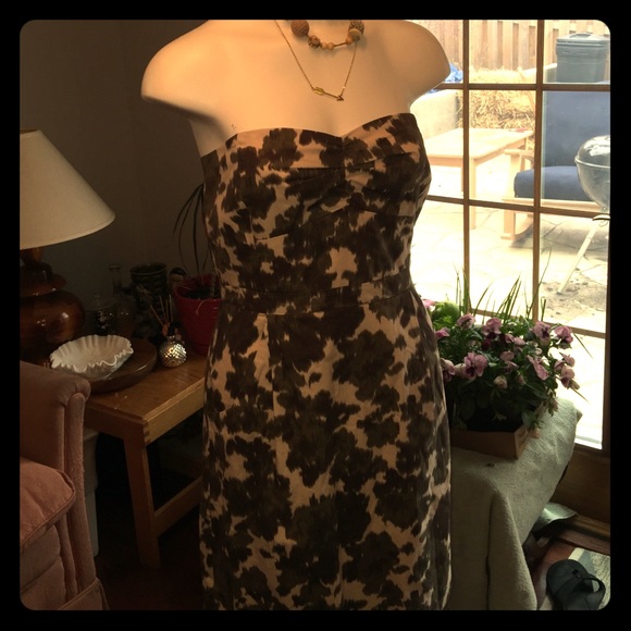 J. Crew Dresses & Skirts - J. Crew Strapless dress