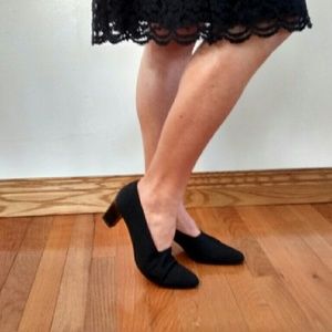 Ann Taylor black pumps with leather soles