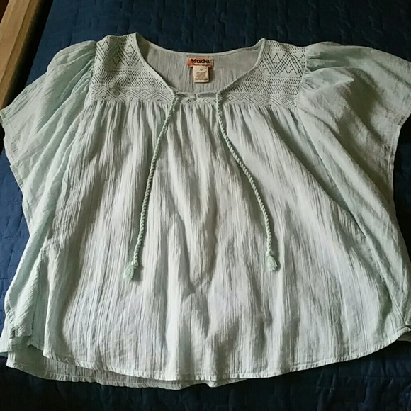 Mint shirt