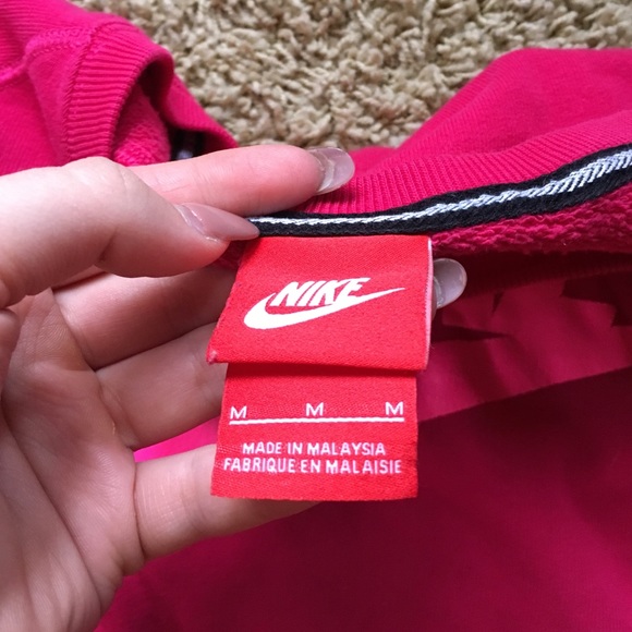 Pink nike crew neck - Picture 3 of 3