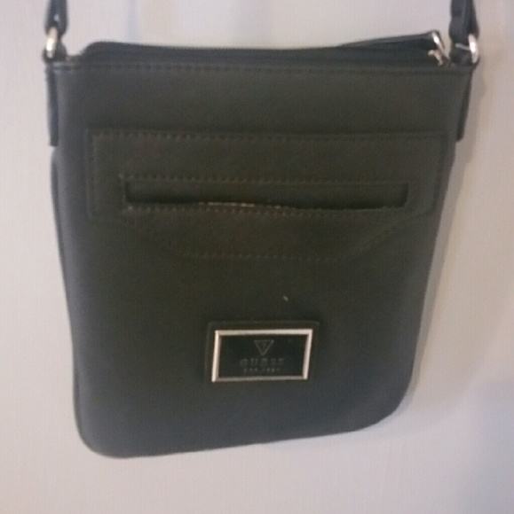 Black Guess crossbody