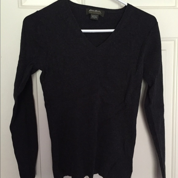 Eddie Bauer v neck ribbed sweater