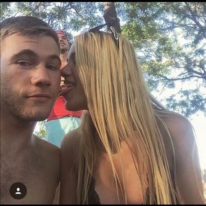 Meet your Posher, Jenny