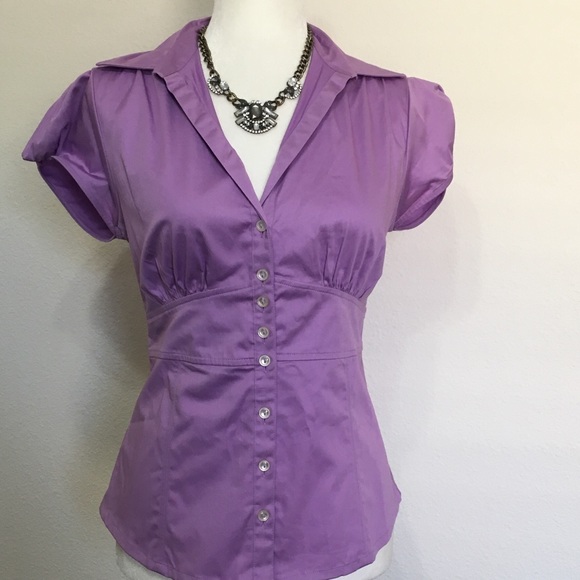NWOT VIOLET BANANA REPUBLIC BUTTON DOWN SIZE 6