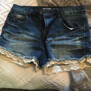 Crochet trim high waisted shorts