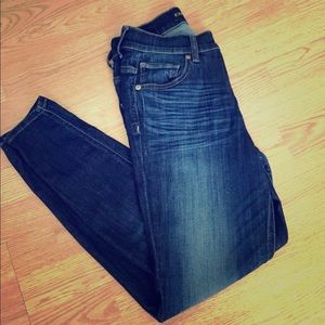 High waisted blue jean