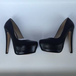 Aldo Mawusi Black covered platform pump