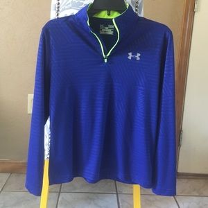 Boys Large 14-16 Under Armour heat gear half zip