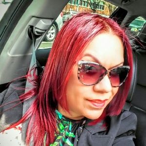 Meet your Posher, Michelle