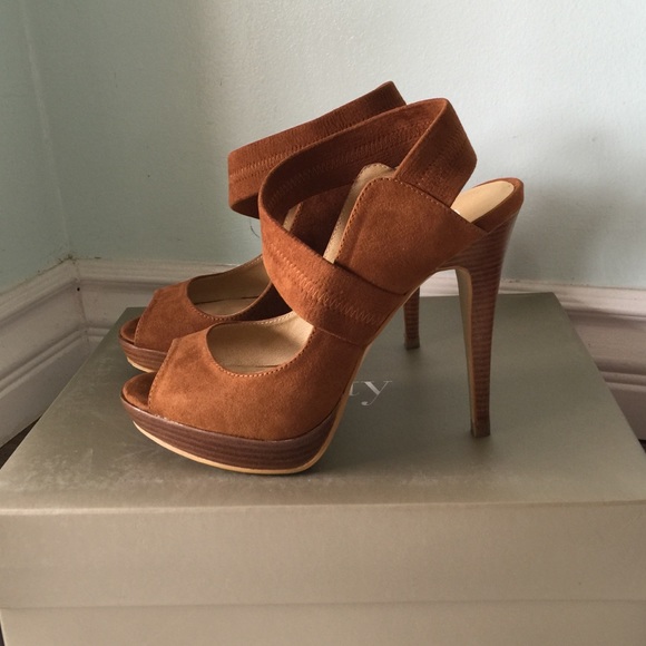 Levity Ivanna Shoes