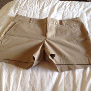 Banana Republic NWT Hampton fit shorts