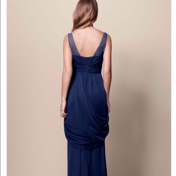 Vera wang gown - Picture 4 of 4