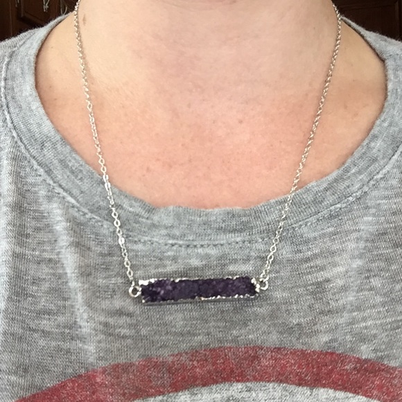 Druzy bar pendant necklaces - Picture 3 of 3