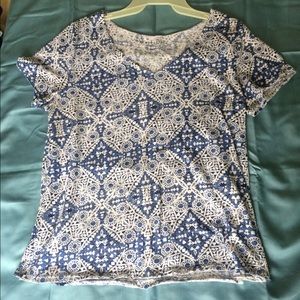 Aeropostale print shirt