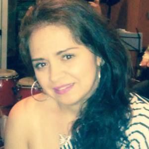 Meet your Posher, Lina