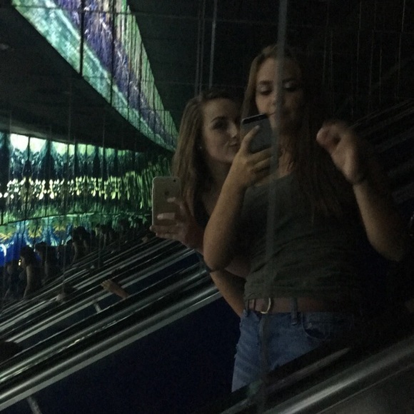 Meet your Posher, Kaitlyn - Picture 1 of 1