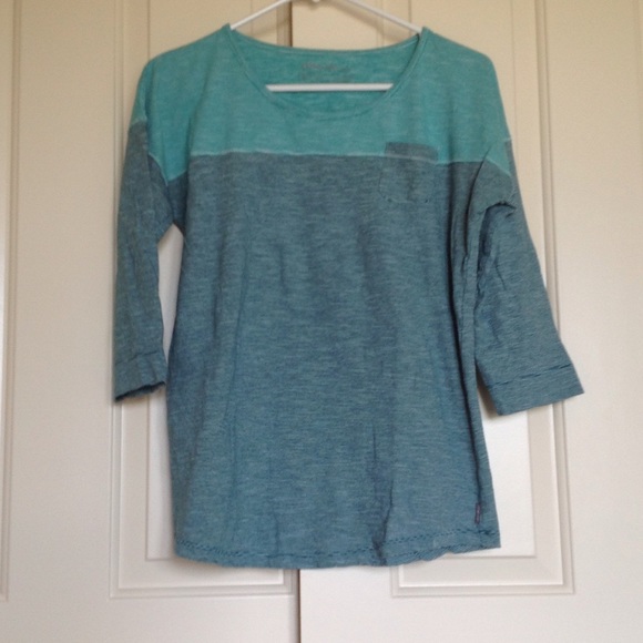 Eddie Bauer summer tshirt