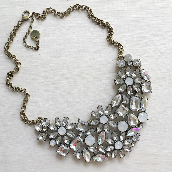 Sparky garden statement necklace - Picture 2 of 2