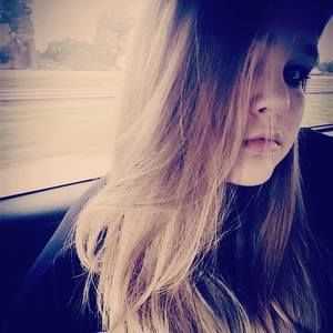 Meet your Posher, Cait