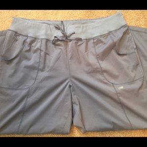 Marika Downtown woven pant