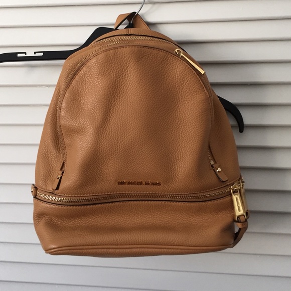 Michael kors back pack