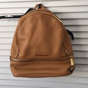 Michael kors back pack