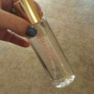 Victoria Secret Heavenly Perfume