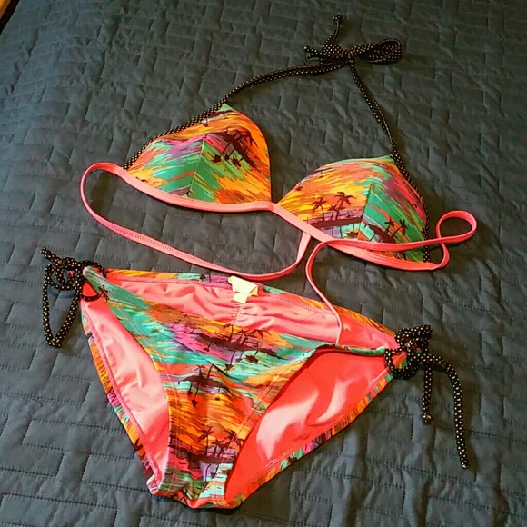 Sunset bikini