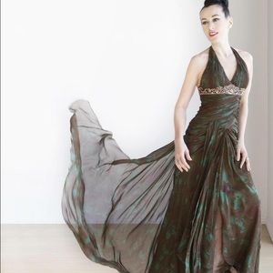 Sherri Hill BG Haute bronze / emerald gown