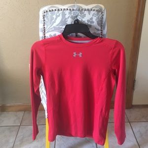 Boys Large 14-16 Under Armour cold gear shirt