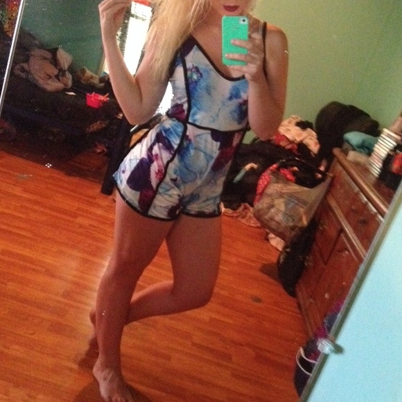 Multicolored Romper - Picture 2 of 4