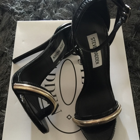 Steve Madden Sandal heels. Style: Myracle