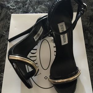 Steve Madden Sandal heels. Style: Myracle