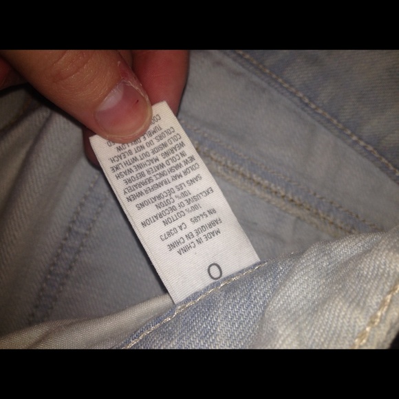 American Eagle Shorts - Picture 2 of 4