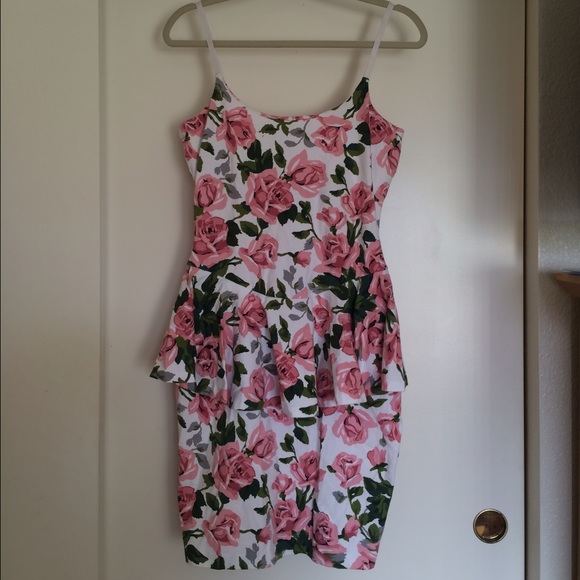 RESERVED BETSEY JOHNSON WHITE W/ PINK ROSES DRESS - Picture 3 of 4