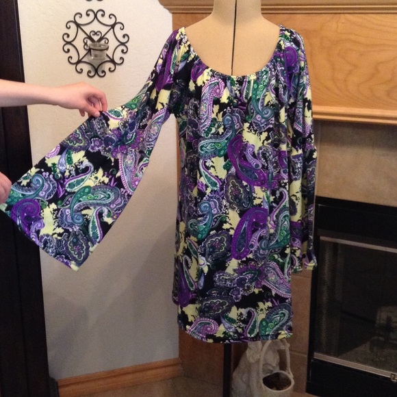Win/Win Tops - WIN WIN BELL SLEEVE TUNIC