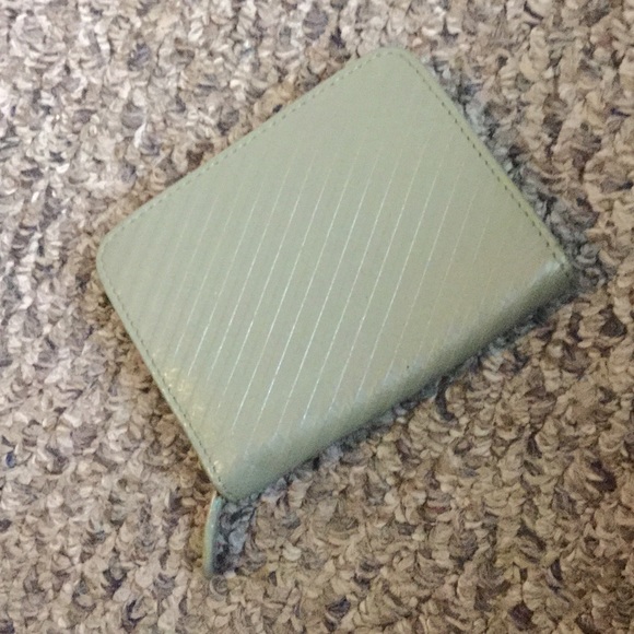wallet - Picture 4 of 4