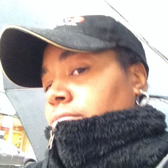 Meet your Posher, Simoya - Picture 1 of 1