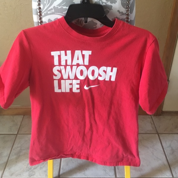 Boys XL 18-20 Nike tee