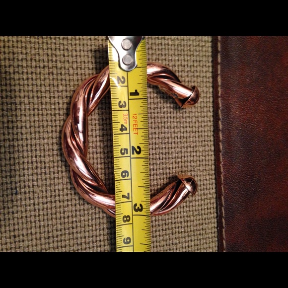 NWOT Twisted copper bangle bracelet by Taxco - Picture 3 of 4