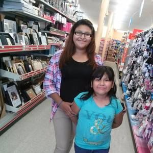 Meet your Posher, Esperanza