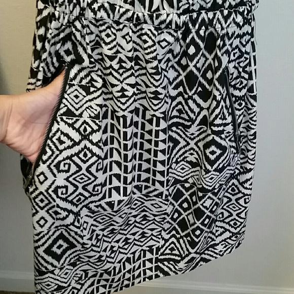Aztec Dress - Picture 2 of 3