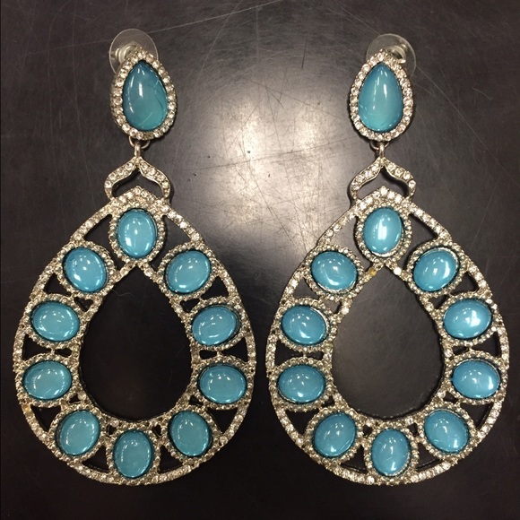 Bebe Turquoise/rhinestone studded earings!
