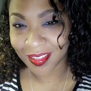 Meet your Posher, Mina